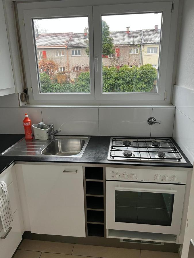 Studio, 4-7 Mins To Bern Main Station By Train Apartamento Exterior foto